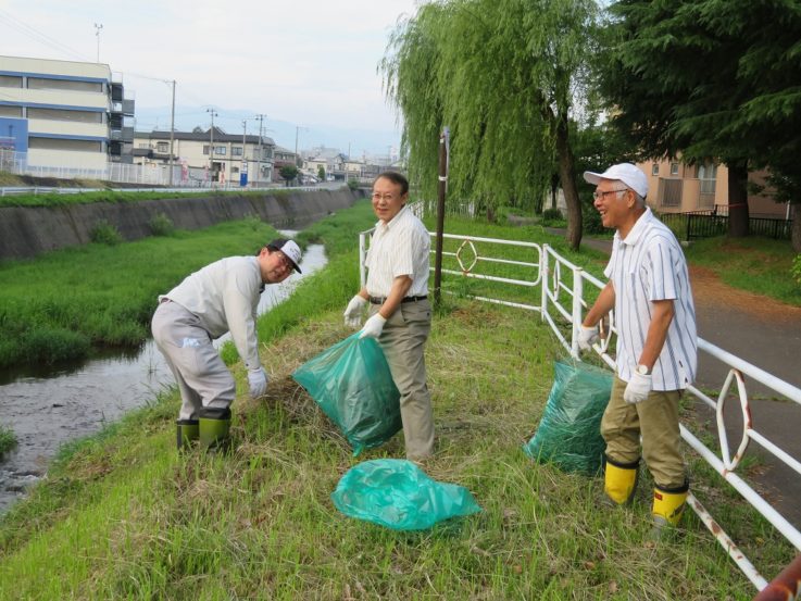 夏季河川清掃早朝アクティビティ